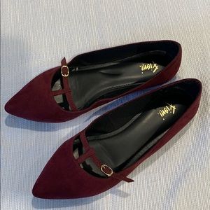 Burgundy pointed toe T-strap flats